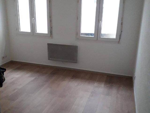 Studio location à Bordeaux, Port de la Lune, Bordeaux