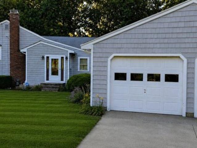 House for sale in Holbrook, Massachusetts