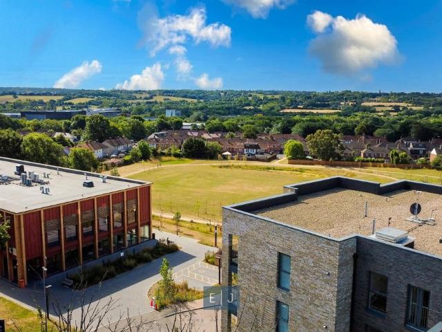 Apartment for rent in Loughton, Epping Forest