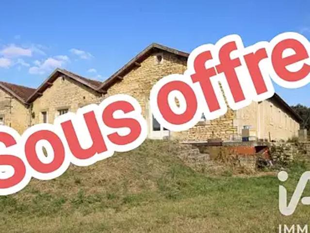 Maison vente à Saint-Jean-d'Angély, Bords