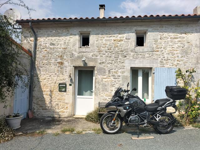 Maison vente à Saint-Jean-d'Angély, Bords