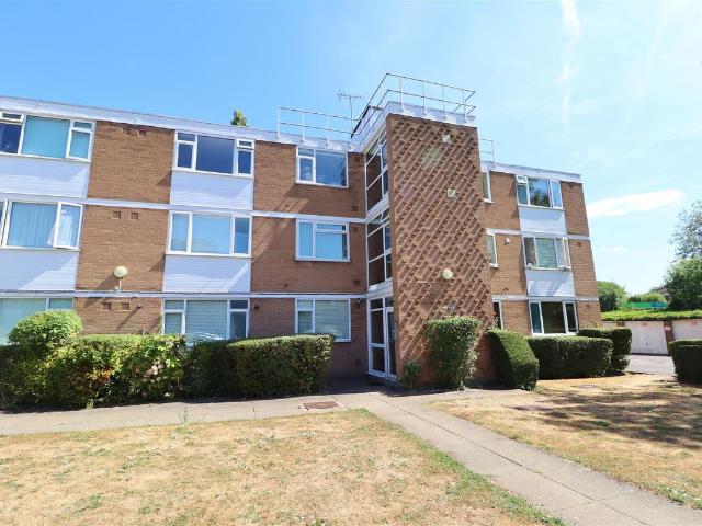 Apartment for rent in Elstree and Borehamwood, Borehamwood
