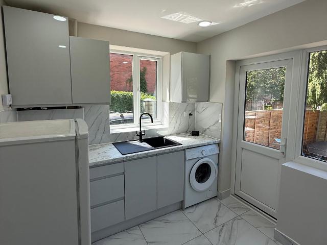 Apartment for rent in Elstree and Borehamwood, Elstree