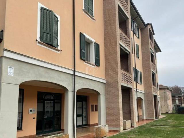 Ufficio in vendita a Bassa Reggiana, Re