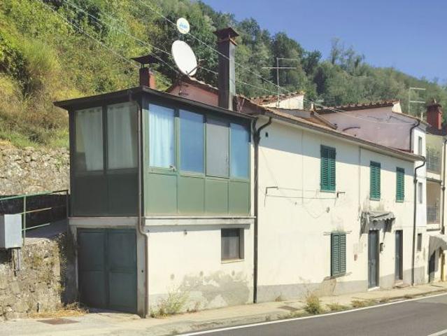 Appartamento in vendita a Cireglio, Pistoia