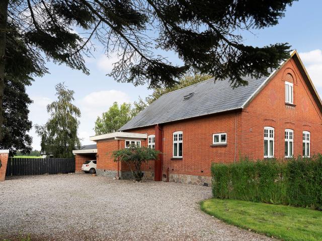 Villa til salg i Boring, Rask Mølle
