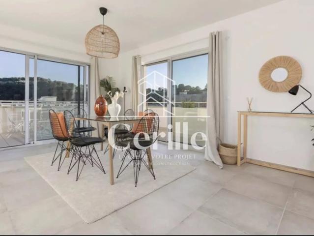 Appartement vente à Arrondissement de Toulon, Le Lavandou