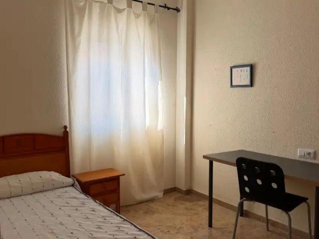Apartamento en alquiler en Bormujos, Andalucía