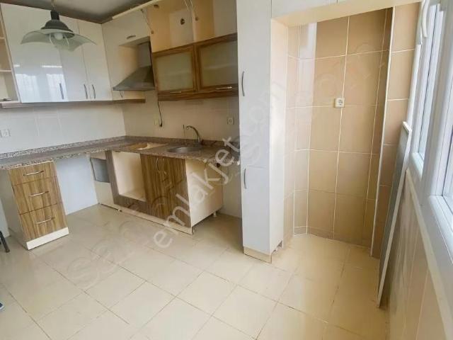 Bornova, İzmir içerisinde kiralık mülk