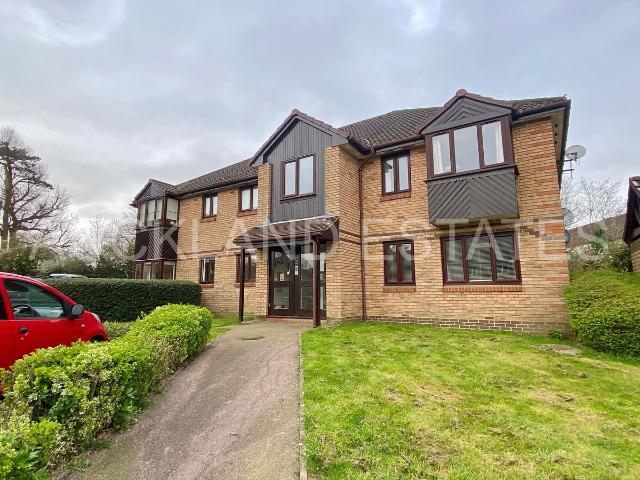 Apartment for rent in Cranborne, Potters Bar