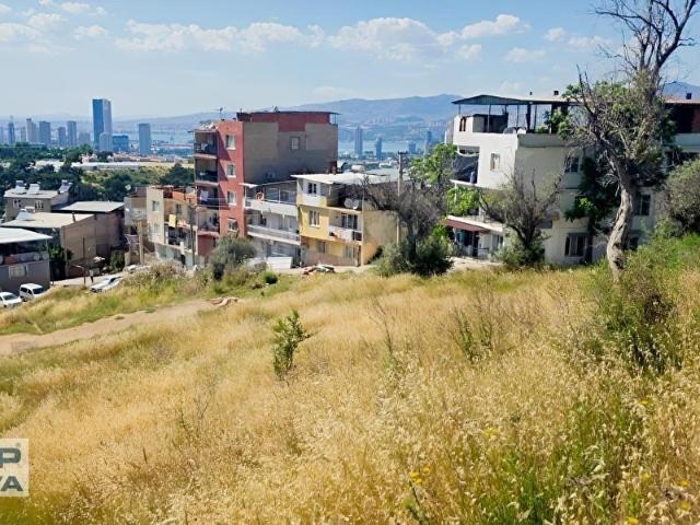 Bornova, İzmir içerisinde satılık mülk