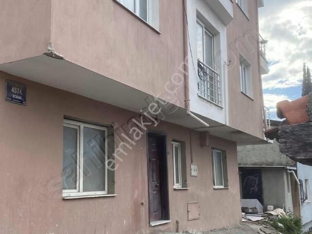 Bornova, İzmir içerisinde satılık mülk