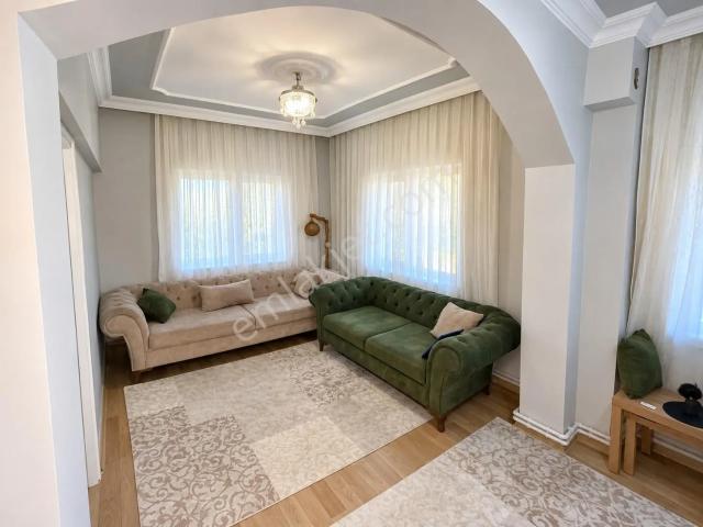 Bornova, İzmir içerisinde satılık mülk