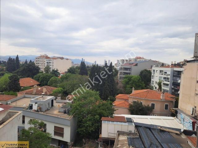 Erzene Mahallesi, Bornova içerisinde satılık mülk
