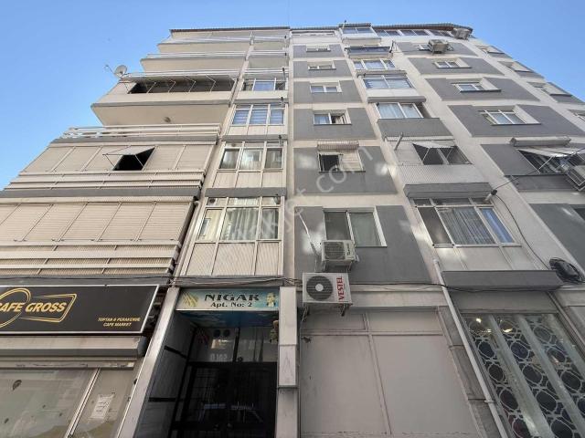 Bornova, İzmir içerisinde satılık mülk