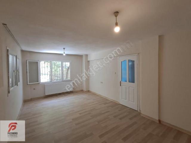 Bornova, İzmir içerisinde kiralık mülk