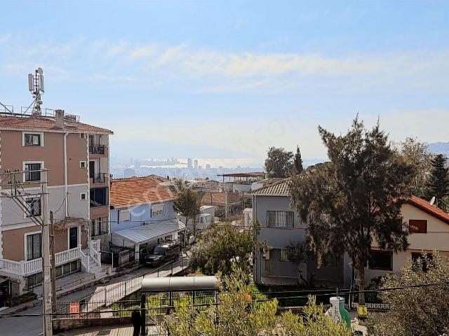 Bornova, İzmir içerisinde satılık Villa
