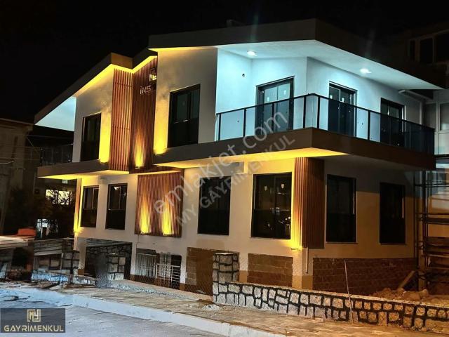 Bornova, İzmir içerisinde satılık Villa
