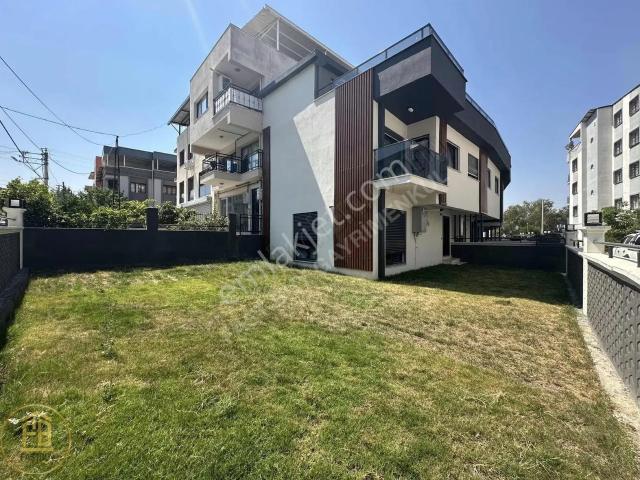 Bornova, İzmir içerisinde satılık Villa
