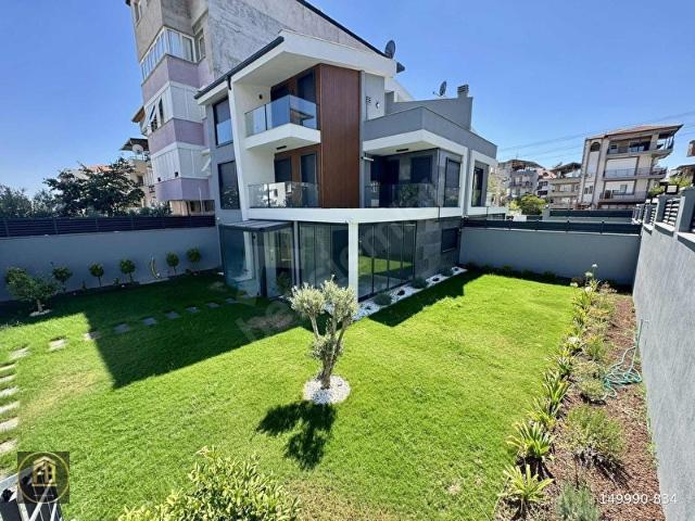 Bornova, İzmir içerisinde satılık Villa