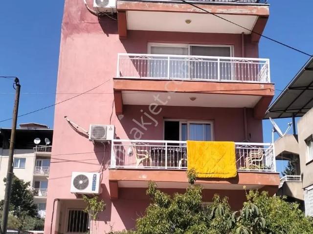 Bornova, İzmir içerisinde satılık mülk