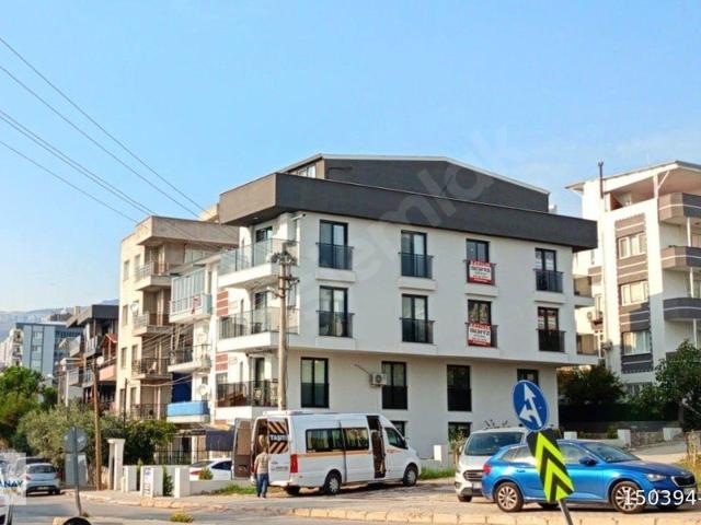 Atatürk Mahallesi, Bornova içerisinde satılık mülk