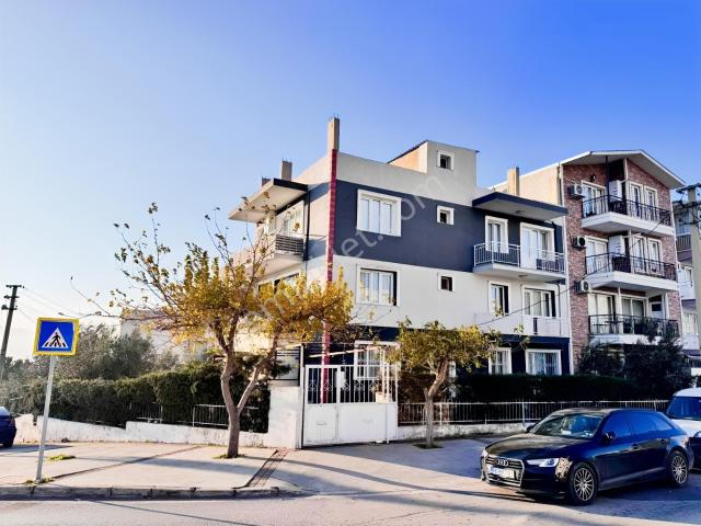 Bornova, İzmir içerisinde satılık Bina