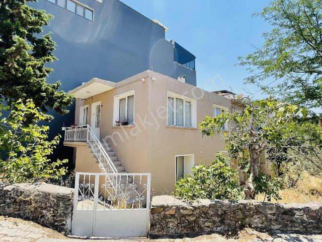 Bornova, İzmir içerisinde satılık Villa