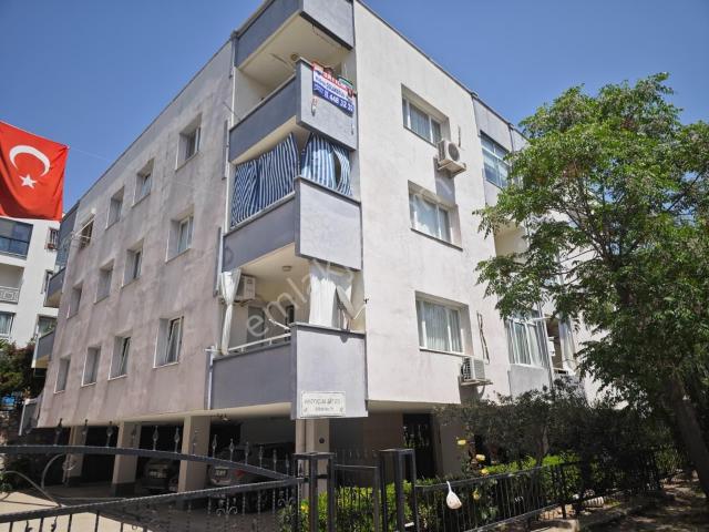 Bornova, İzmir içerisinde satılık mülk
