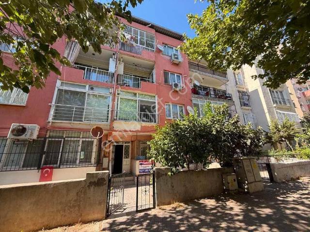Özkanlar, Bornova içerisinde satılık mülk
