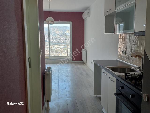 Bornova, İzmir içerisinde kiralık mülk
