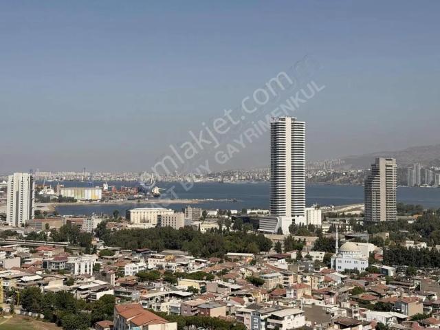 Bornova, İzmir içerisinde satılık mülk