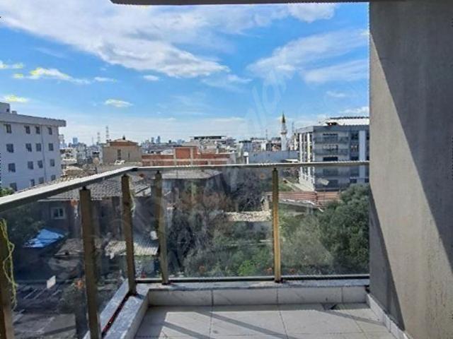 Bornova, İzmir içerisinde satılık mülk