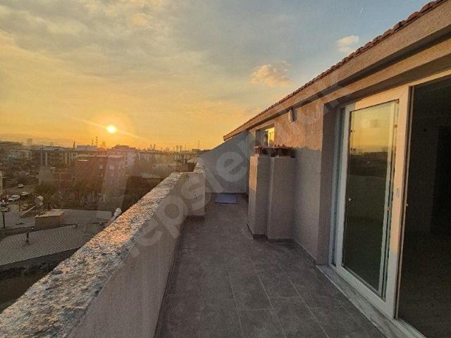 Bornova, İzmir içerisinde satılık mülk