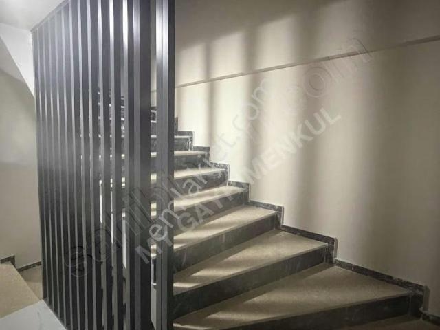 Bornova, İzmir içerisinde satılık mülk