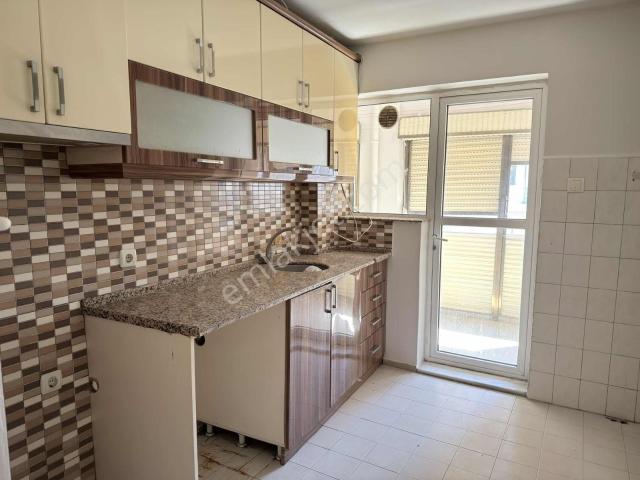 Bornova, İzmir içerisinde kiralık mülk