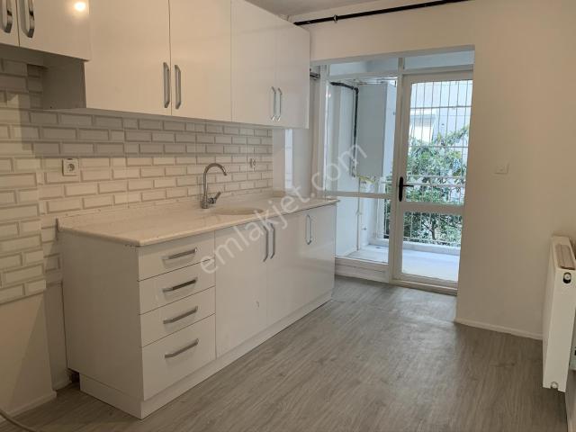 Erzene Mahallesi, Bornova içerisinde satılık mülk