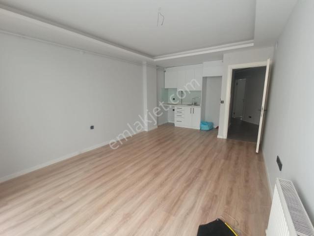 Erzene Mahallesi, Bornova içerisinde kiralık mülk
