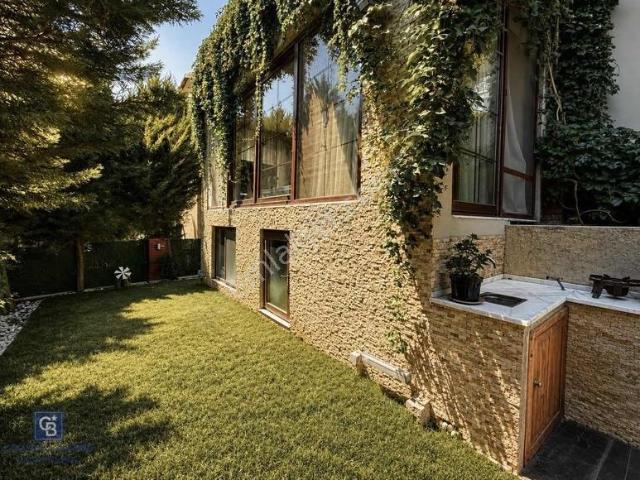 Bornova, İzmir içerisinde kiralık Villa