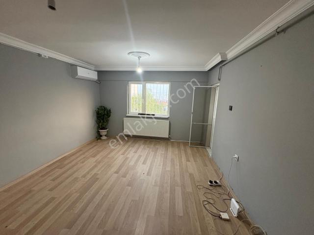 Evka 3 Mahallesi, Bornova içerisinde kiralık mülk