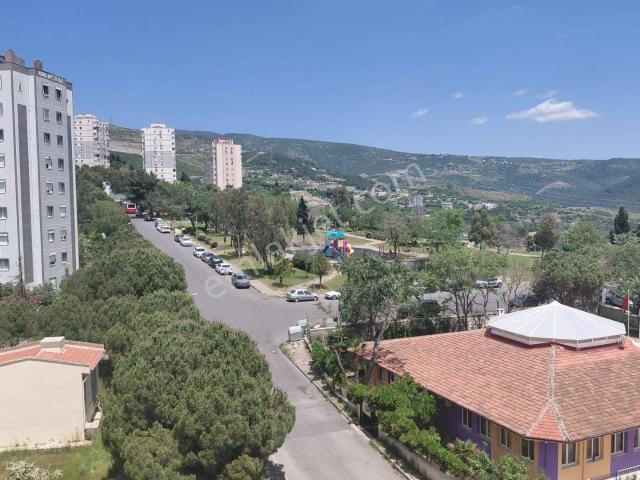 Bornova, İzmir içerisinde kiralık mülk