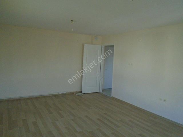 Evka 4 Mahallesi, Bornova içerisinde kiralık mülk