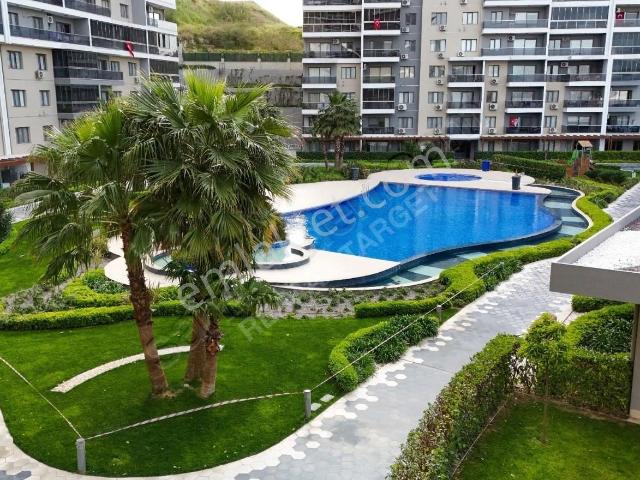 Bornova, İzmir içerisinde satılık mülk