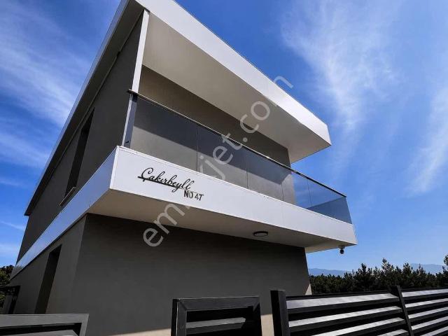 Bornova, İzmir içerisinde satılık Villa