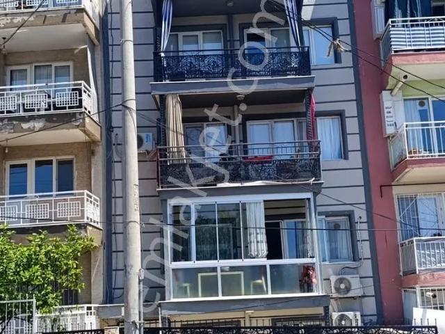 Bornova, İzmir içerisinde satılık mülk