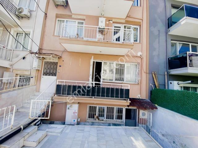 Bornova, İzmir içerisinde satılık mülk