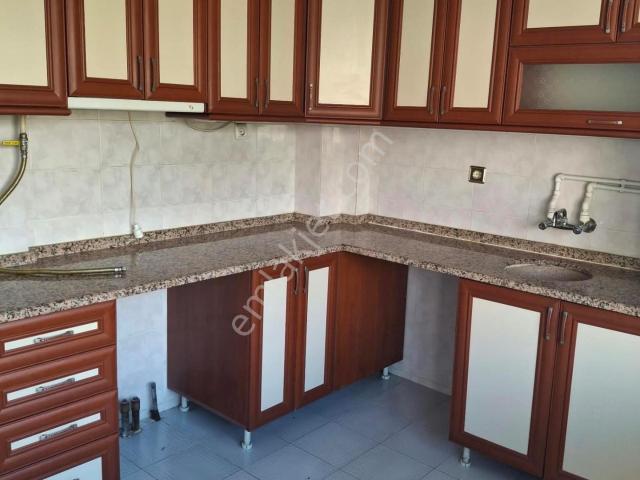 İnönü Mahallesi, Bornova içerisinde kiralık mülk