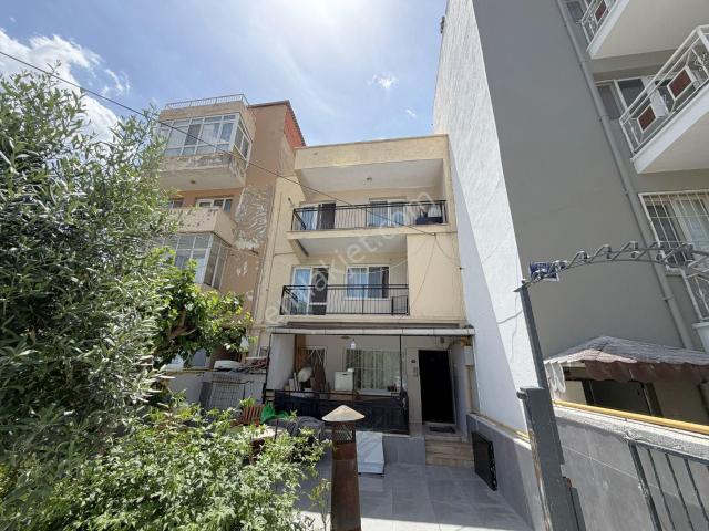 Bornova, İzmir içerisinde satılık mülk