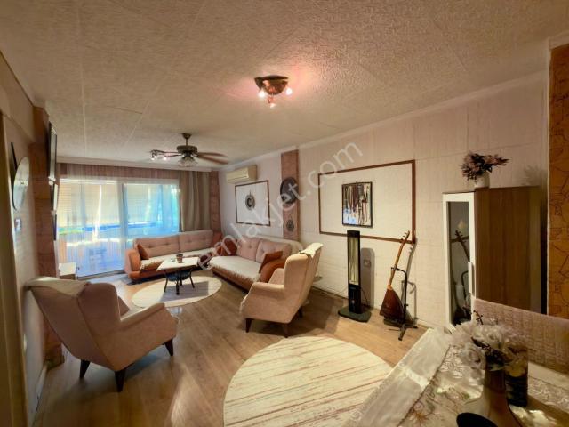 Bornova, İzmir içerisinde satılık mülk