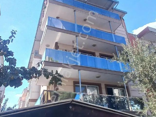 Özkanlar, Bornova içerisinde kiralık mülk